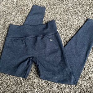 Lazuli label 2.0 v seam leggings